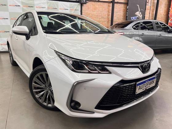 TOYOTA COROLLA 1.8 VVT-I HYBRID FLEX ALTIS PREMIUM CVT TOYOTA COROLLA 1.8 VVT-I HYBRID FLEX ALTIS PREMIUM CVT